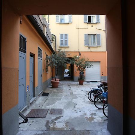 Amazing Apartment In City Center With Balcony Milano Eksteriør billede