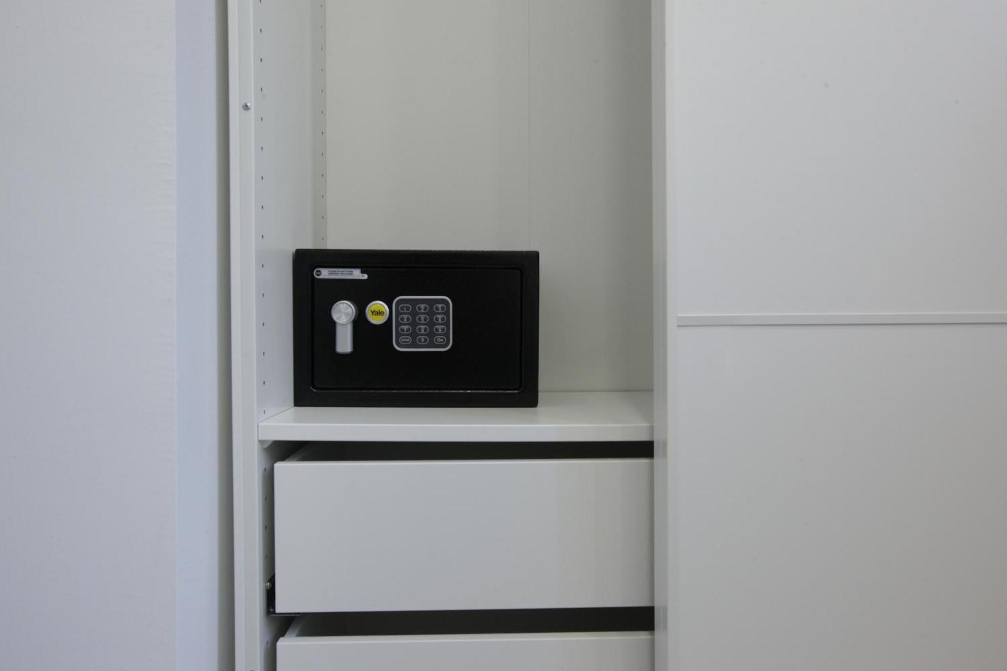 Amazing Apartment In City Center With Balcony Milano Eksteriør billede